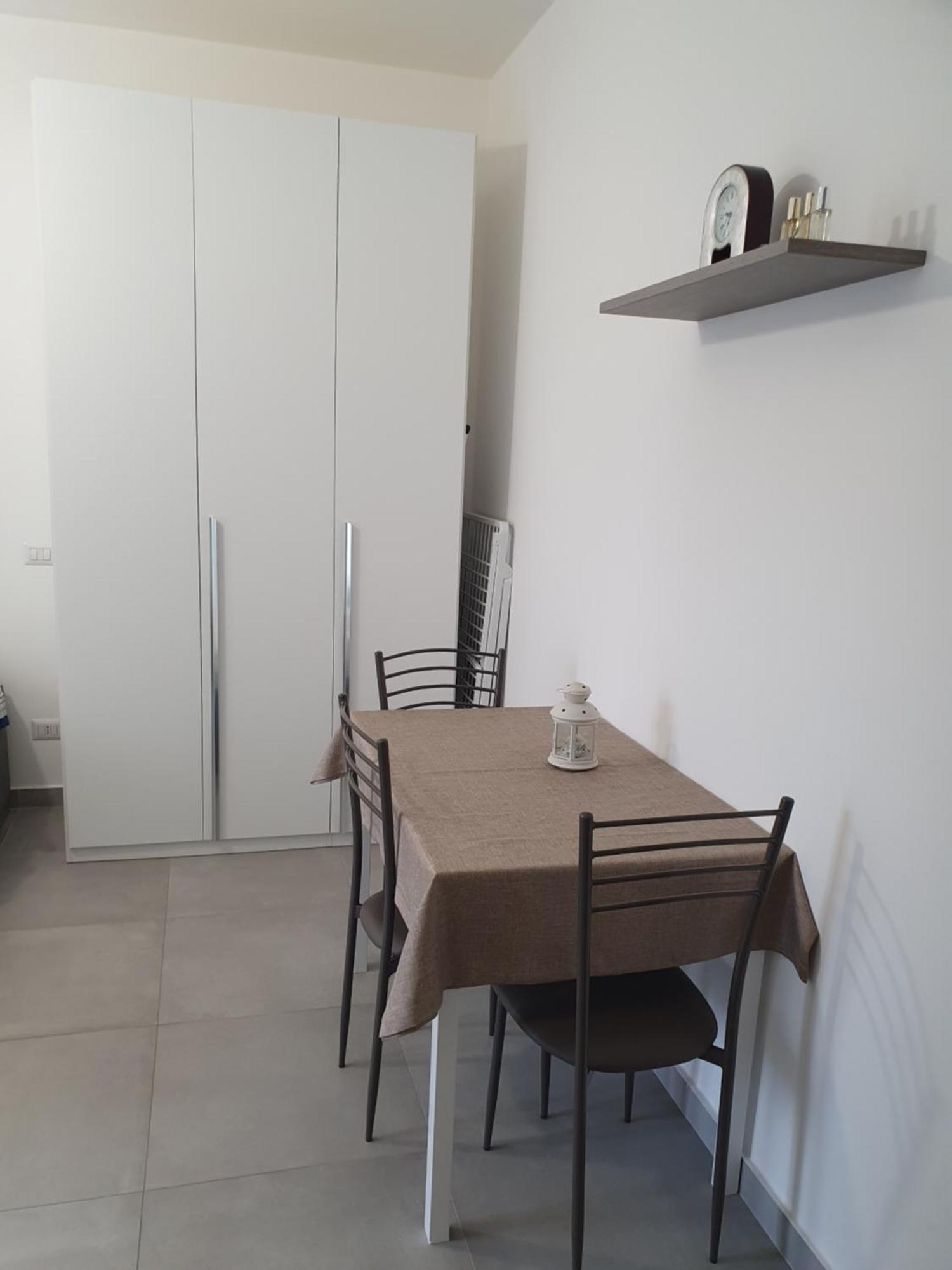 Homesamantha Milan Bagian luar foto